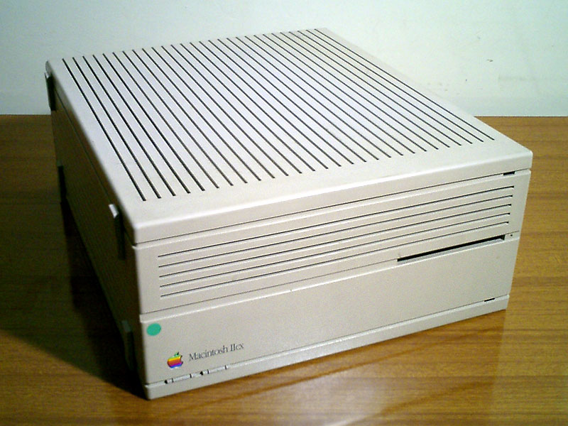 <span>Macintosh IIcx</span>
