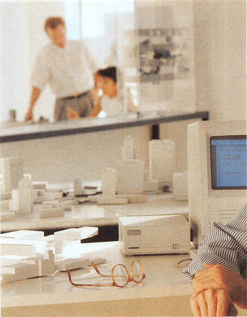 MacWorld 8811 November 1988 — page 286